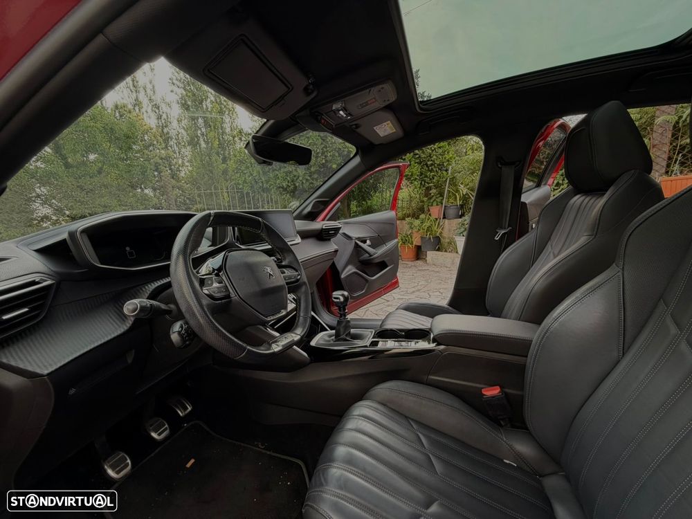 Peugeot 208 1.2 PureTech GT Line - 21