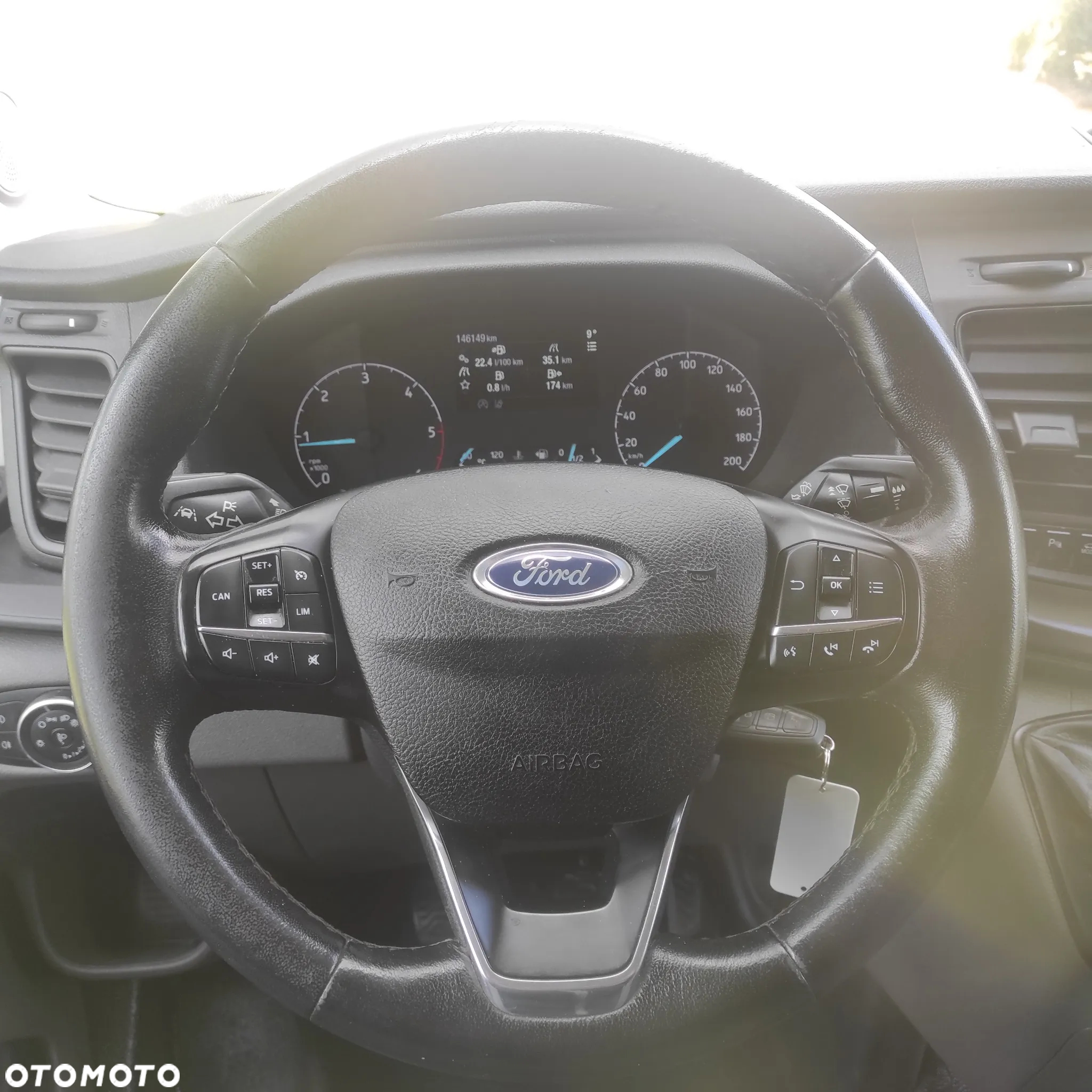 Ford Transit - 9
