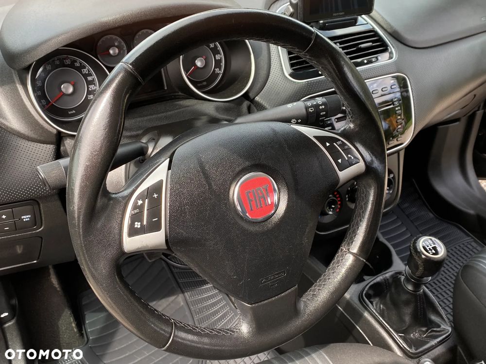 Fiat Grande Punto 1.4 8V Emotion - 32