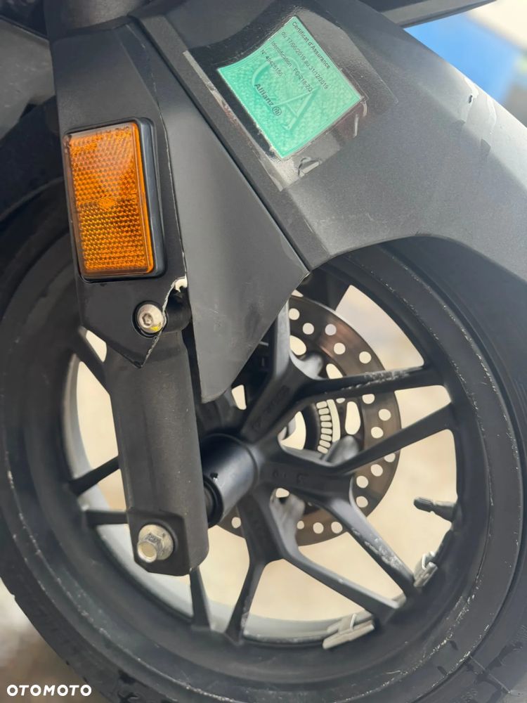 Honda NSS - 12