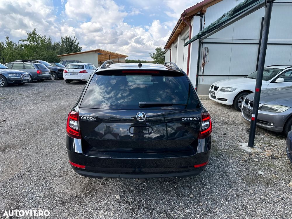Skoda Octavia 2.0 TDI Clever - 6