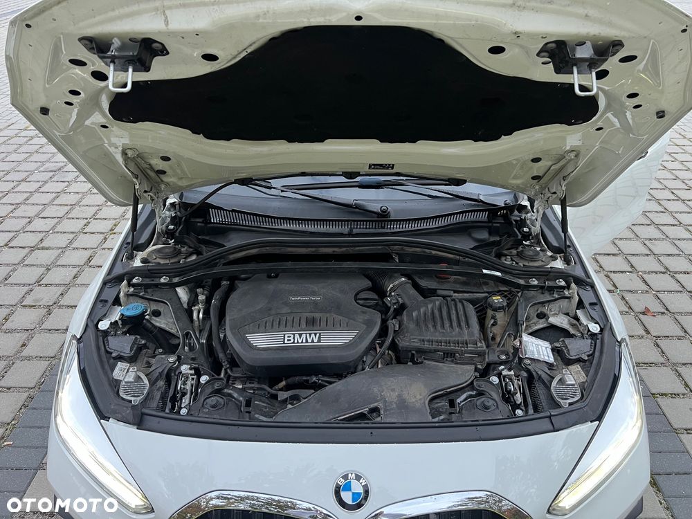 BMW Seria 1 - 38