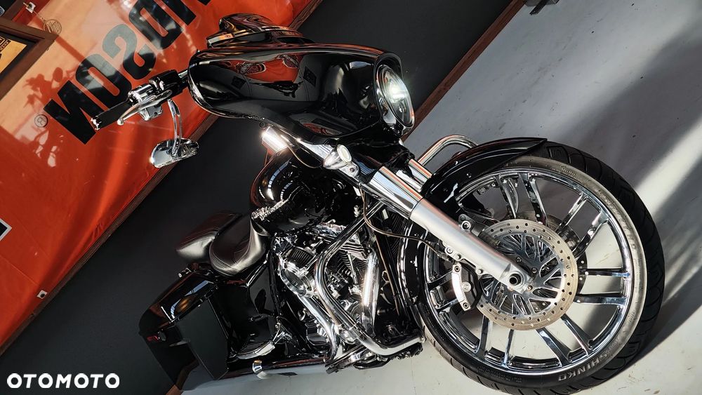 Harley-Davidson Touring Street Glide - 6