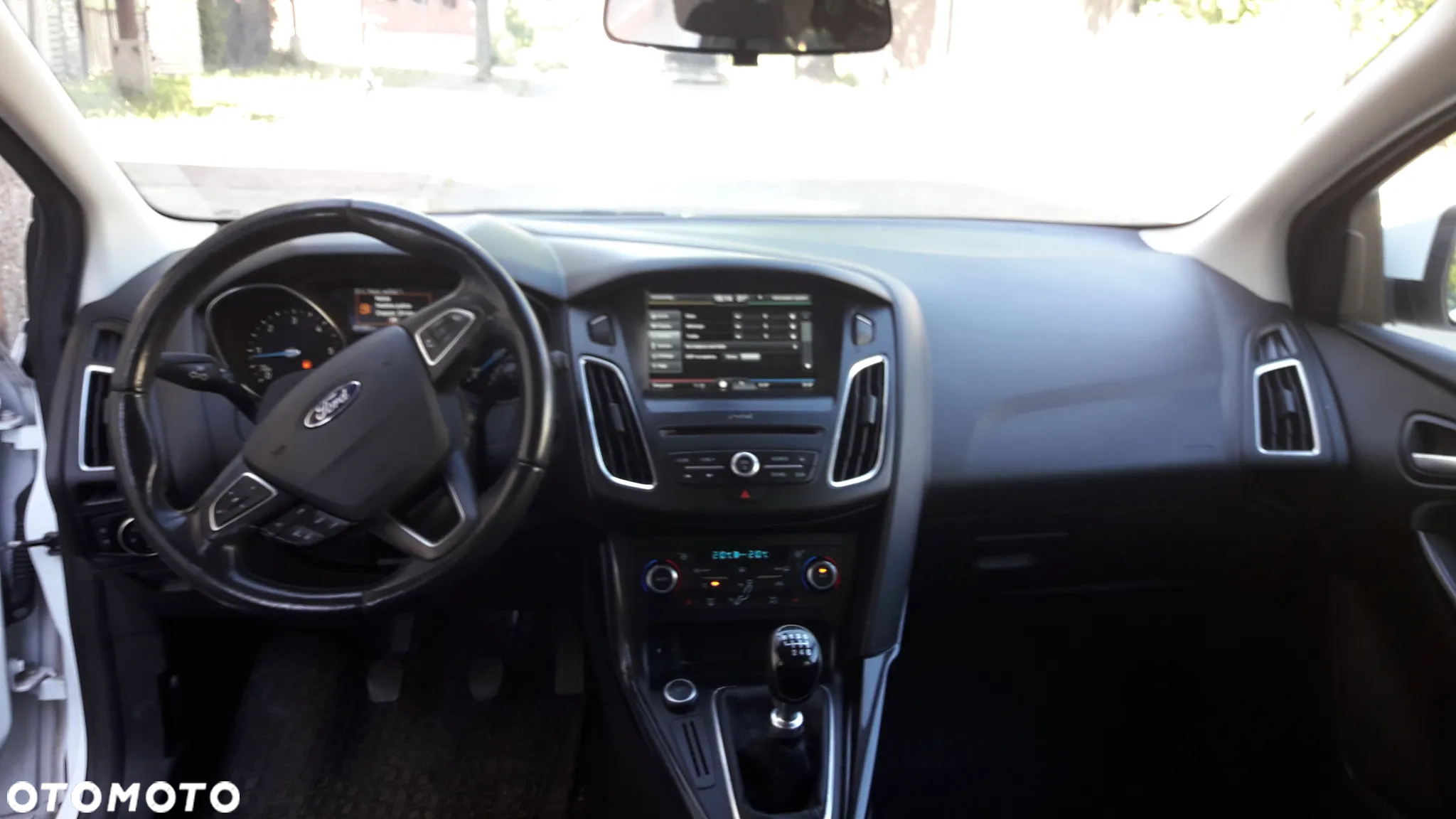 Ford Focus 1.5 EcoBlue Start-Stopp-System COOL&CONNECT DESIGN - 5