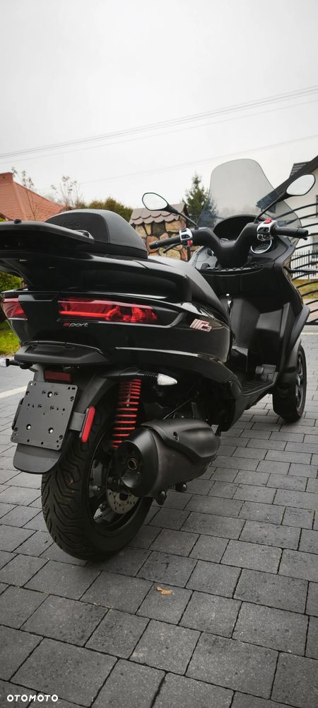 Piaggio MP-3 - 22