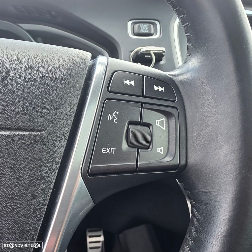 Volvo V40 1.6 D2 Momentum - 22