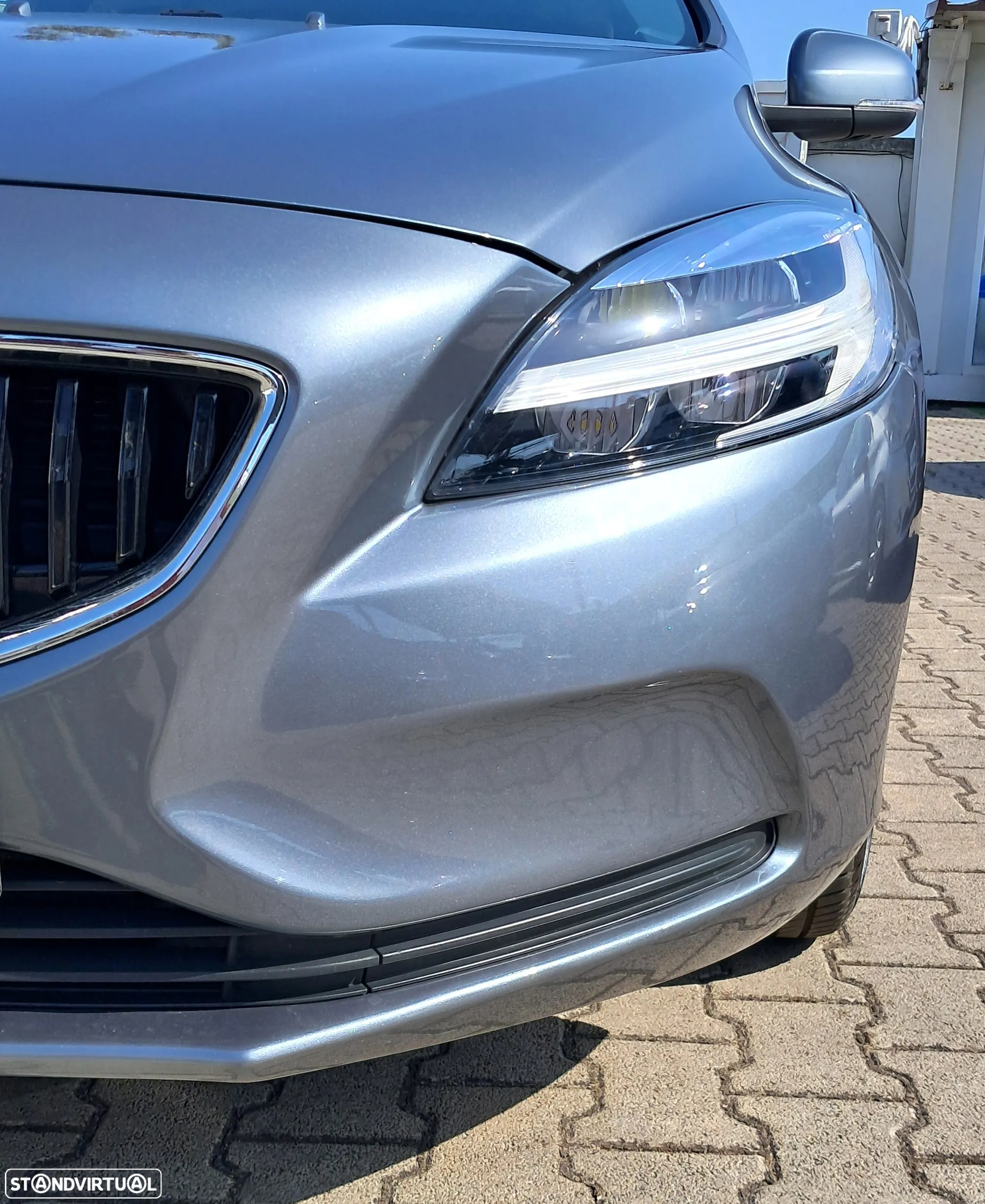 Volvo V40 2.0 D3 Momentum - 19