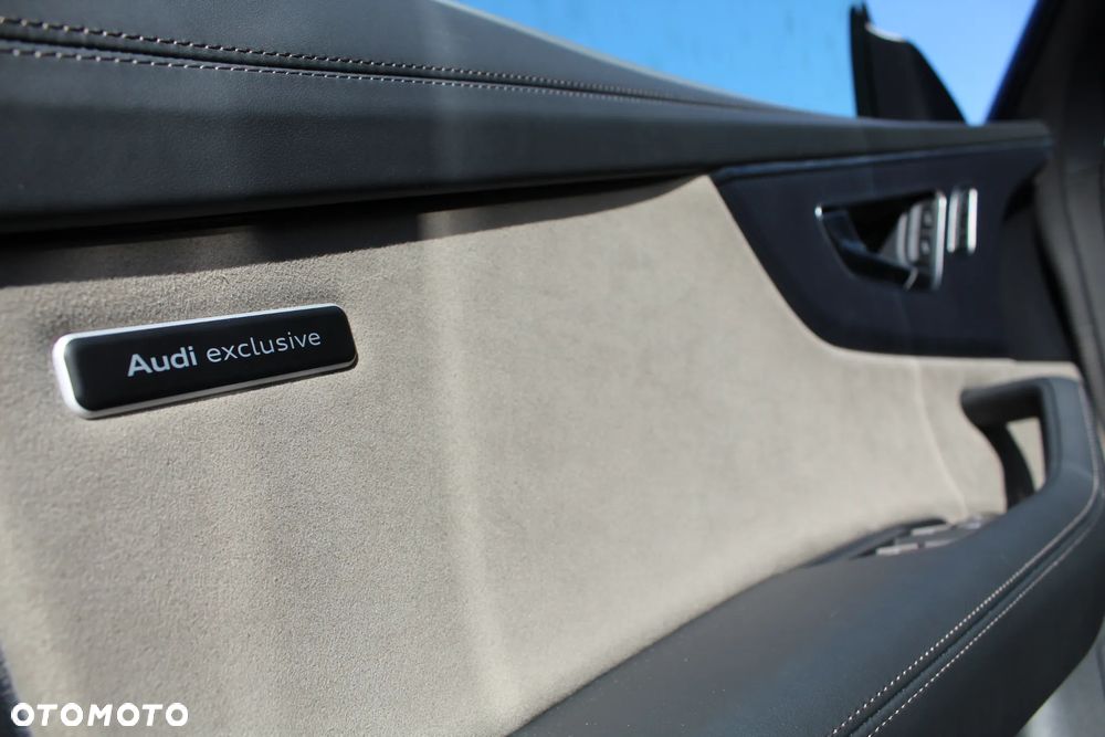 Audi SQ8 TFSI Quattro Tiptronic - 29