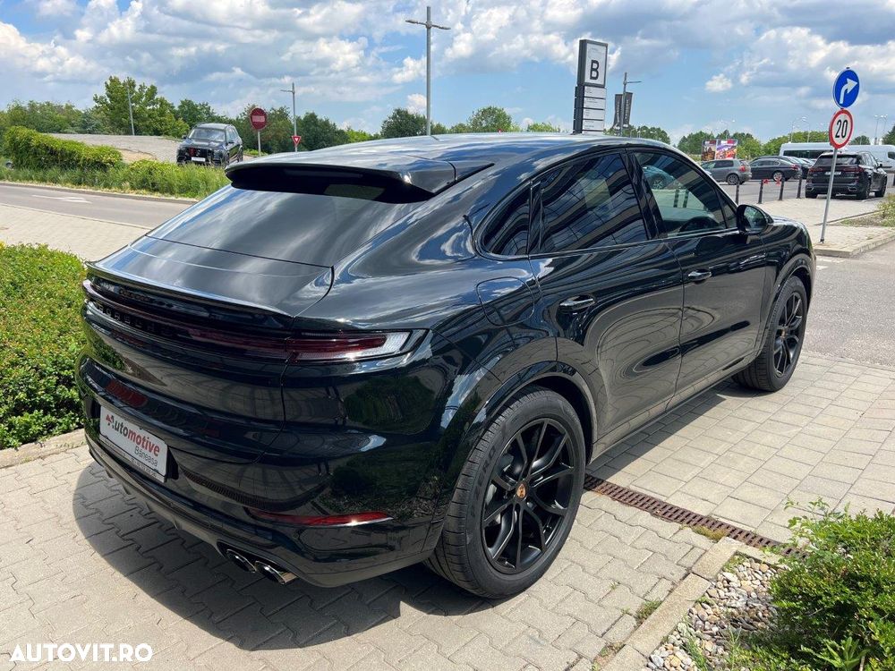 Porsche Cayenne Coupe - 7