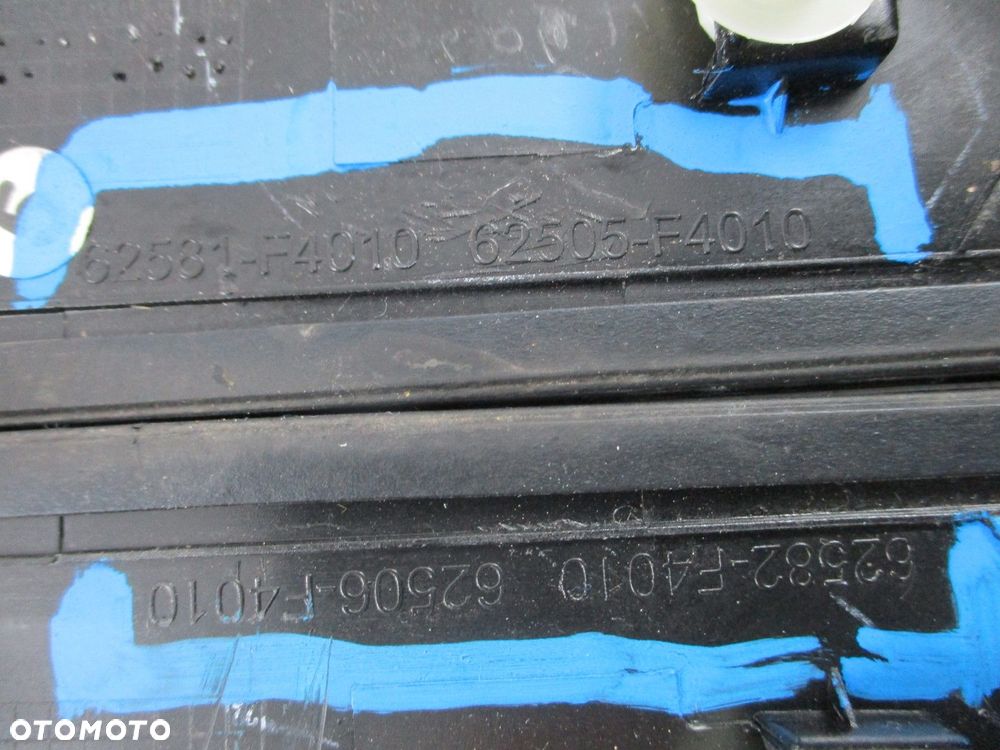 Trójkąt błotnika TOYOTA CHR 62581-F4010 62582- - 4