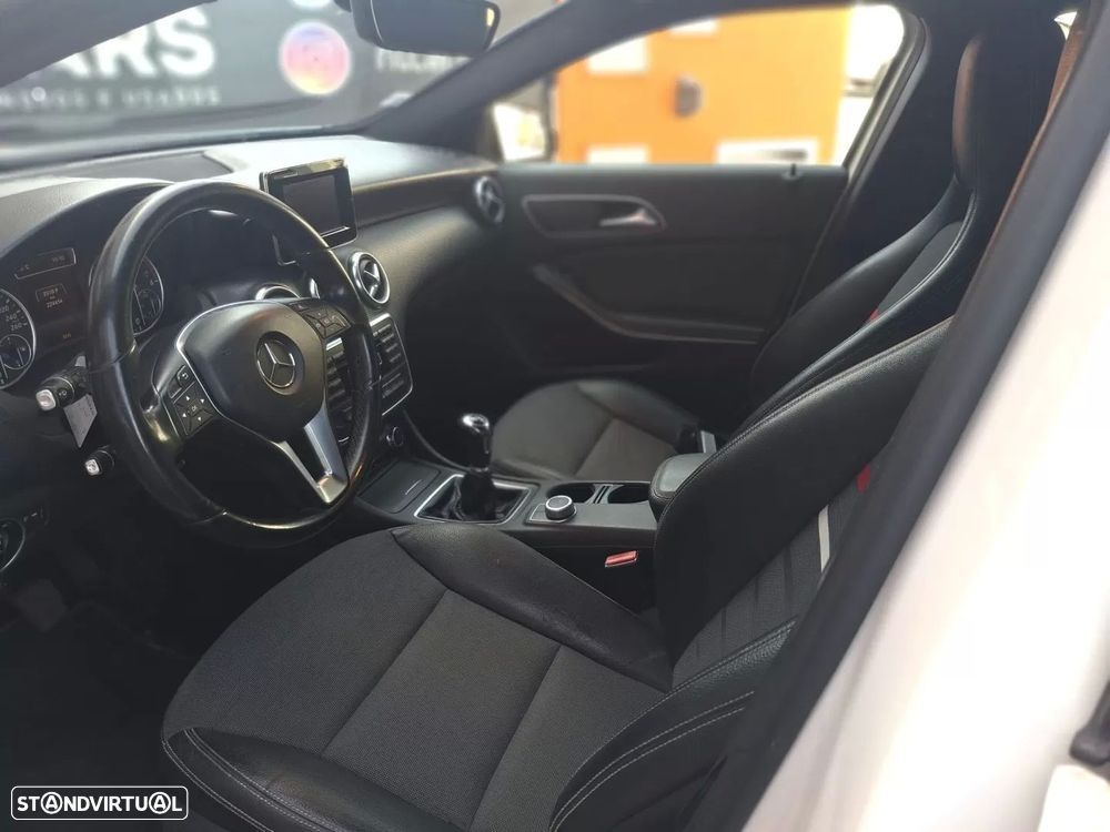 Mercedes-Benz A 160 d - 11