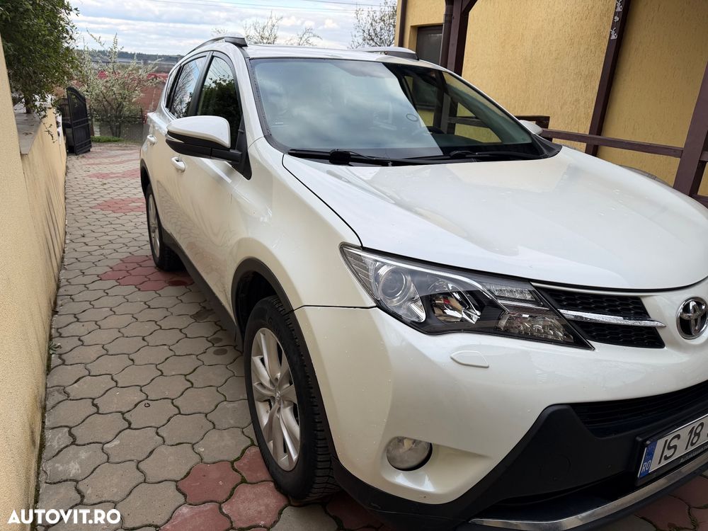 Toyota RAV4 2.2 D-4CAT 4WD Aut Luxury 18" - 5