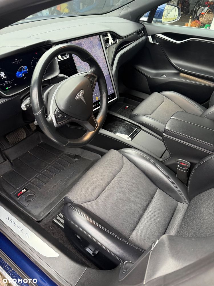 Tesla Model S Long Range Plus - 13