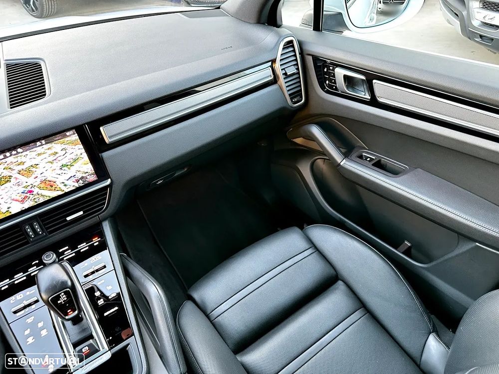 Porsche Cayenne E-Hybrid - 20