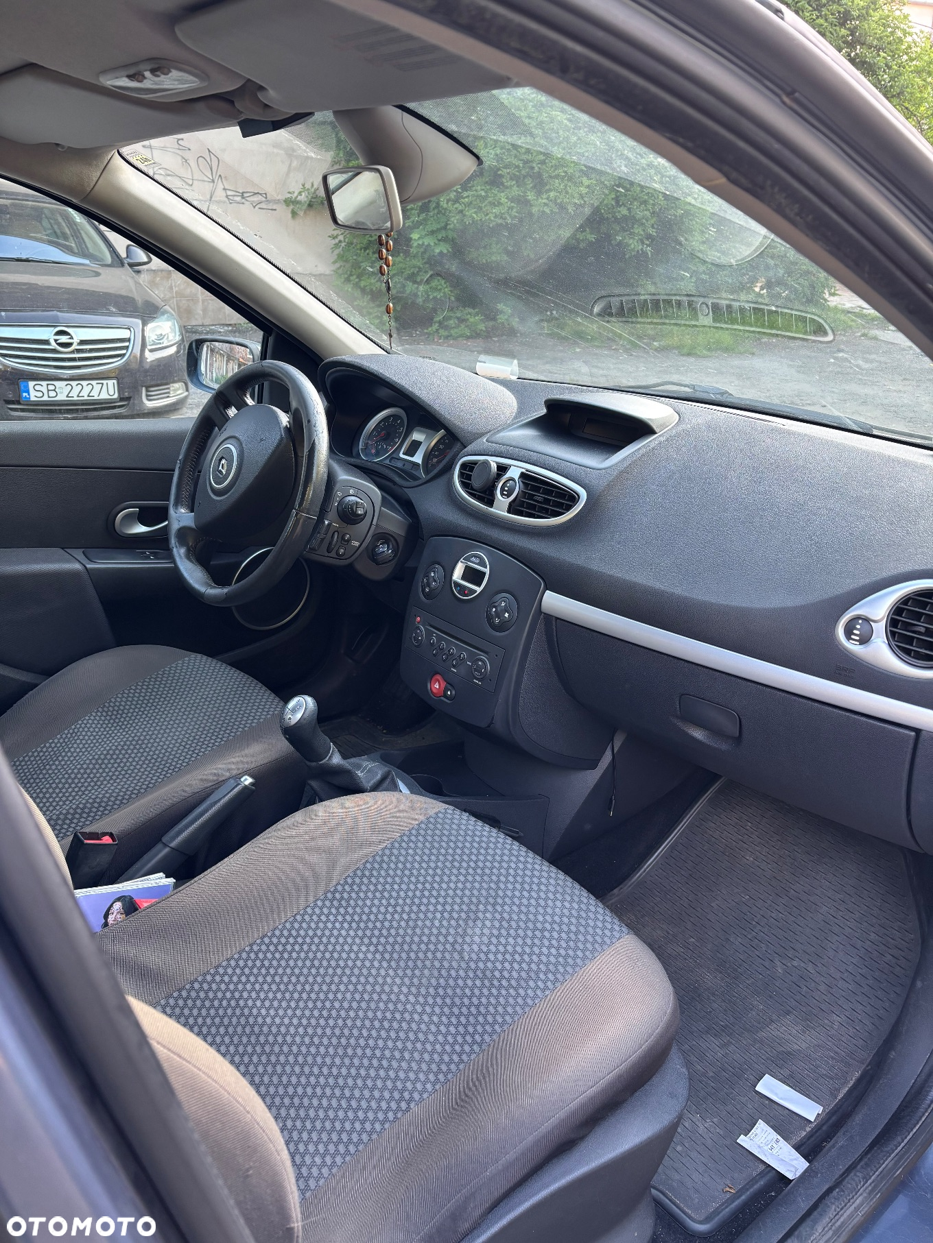 Renault Clio - 2