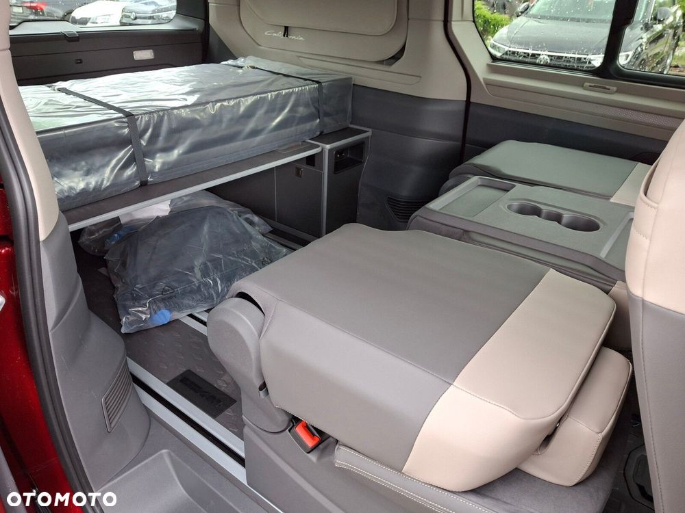 Volkswagen California - 38