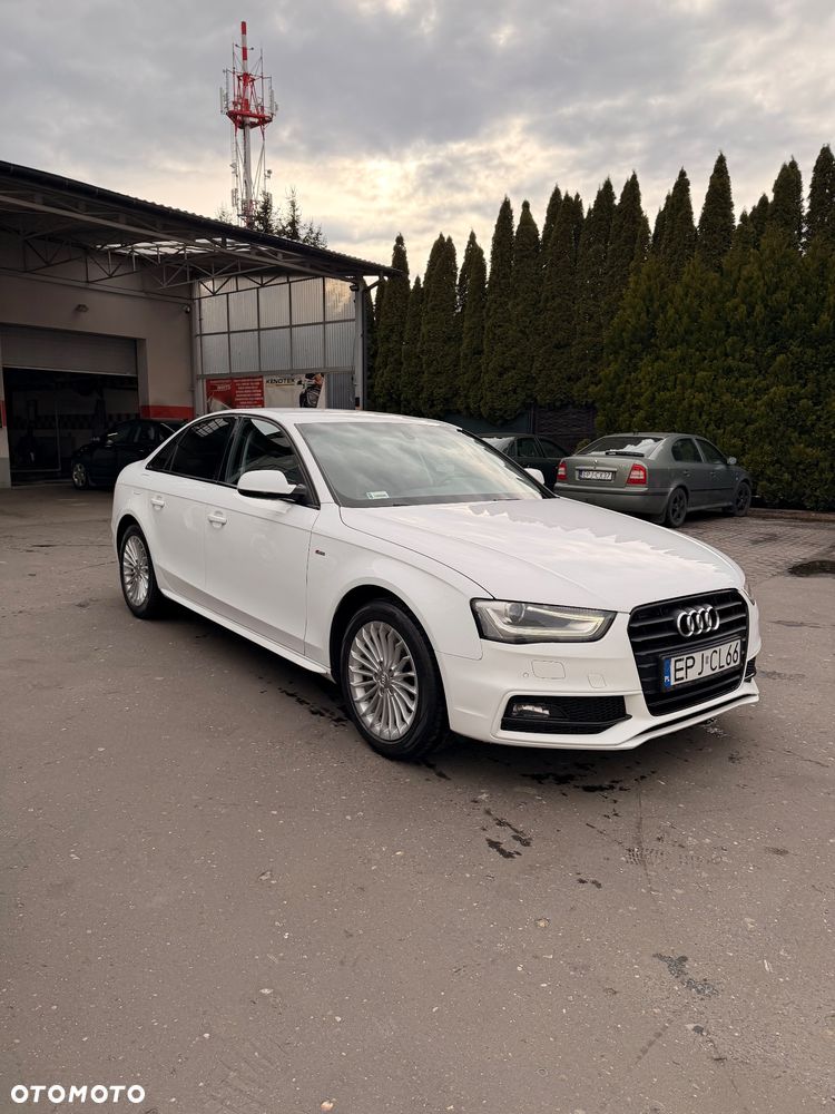 Audi A4 Limousine - 14