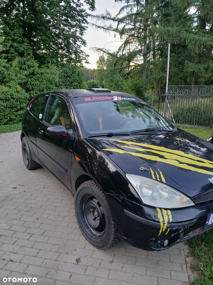 Ford Focus - 1