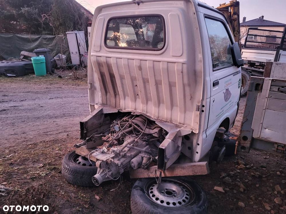 Kabina Piaggio Porter skrzynia biegów zawieszenie chłodnica koło felga - 3