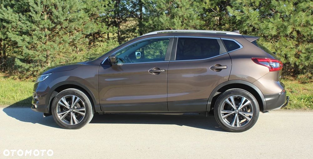 Nissan Qashqai 1.6 DIG-T TEKNA+ - 5