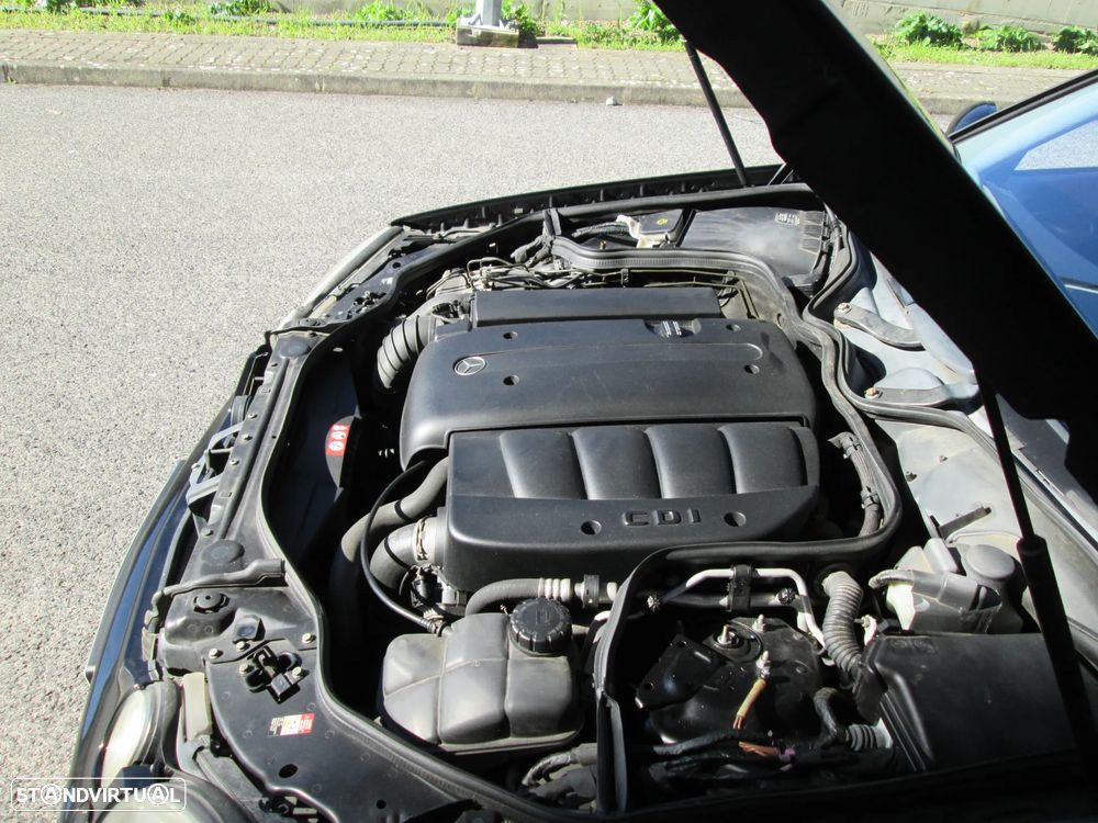 Mercedes-Benz E 220 CDI Avantgarde - 15