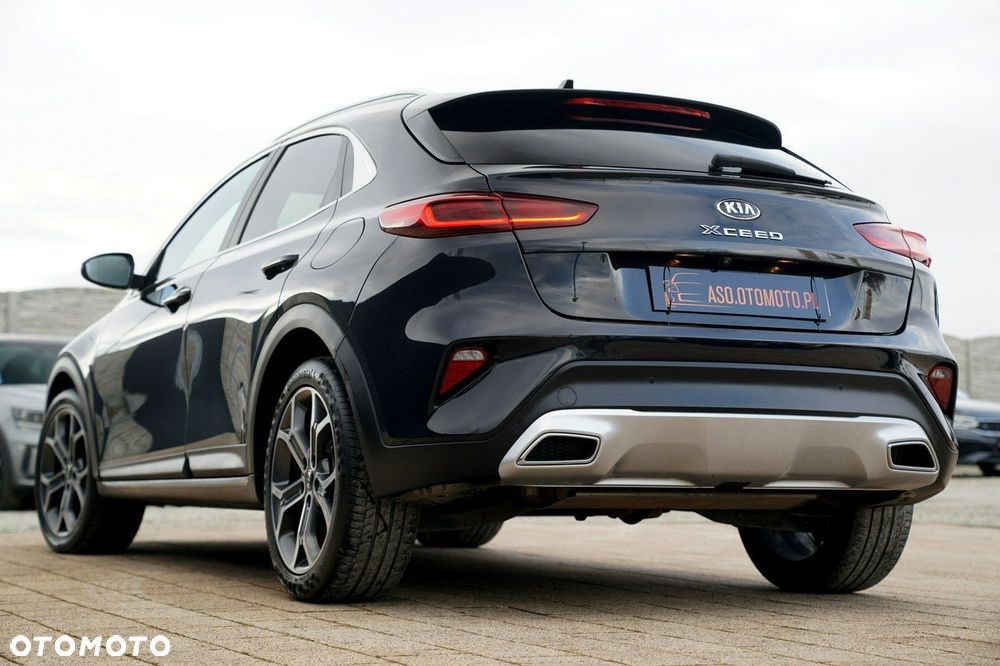 Kia XCeed - 10