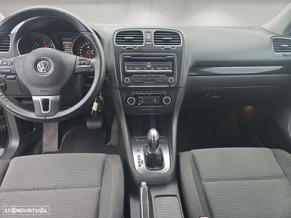 VW Golf 1.6 TDi Confortline DSG - 9