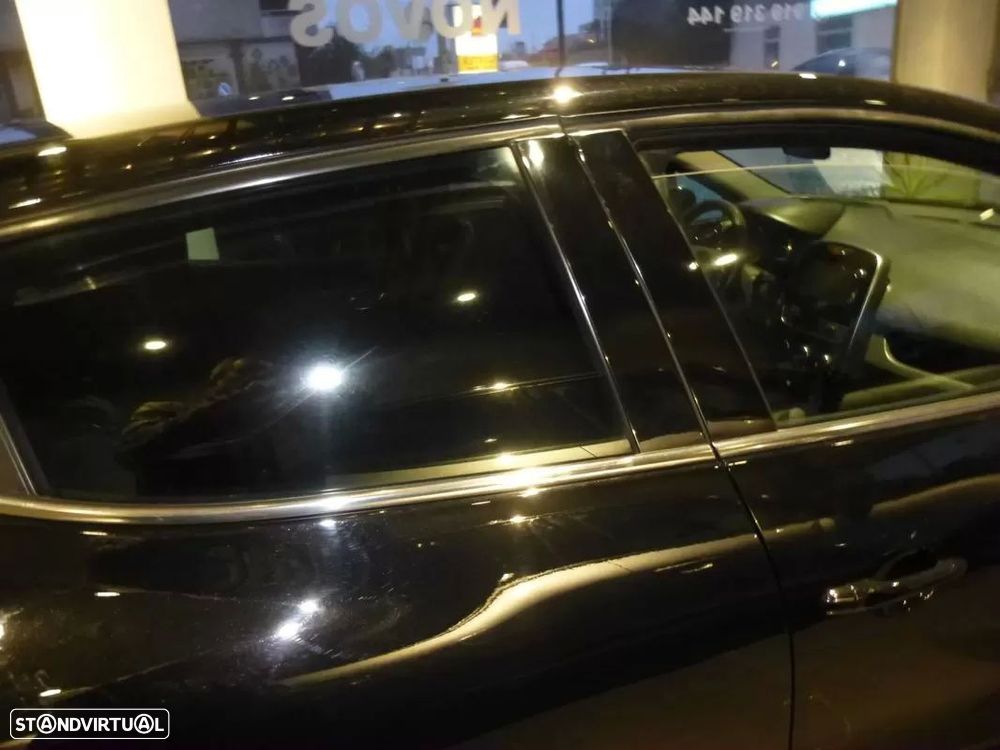 Renault Clio 0.9 TCe Limited Bi-Fuel - 23