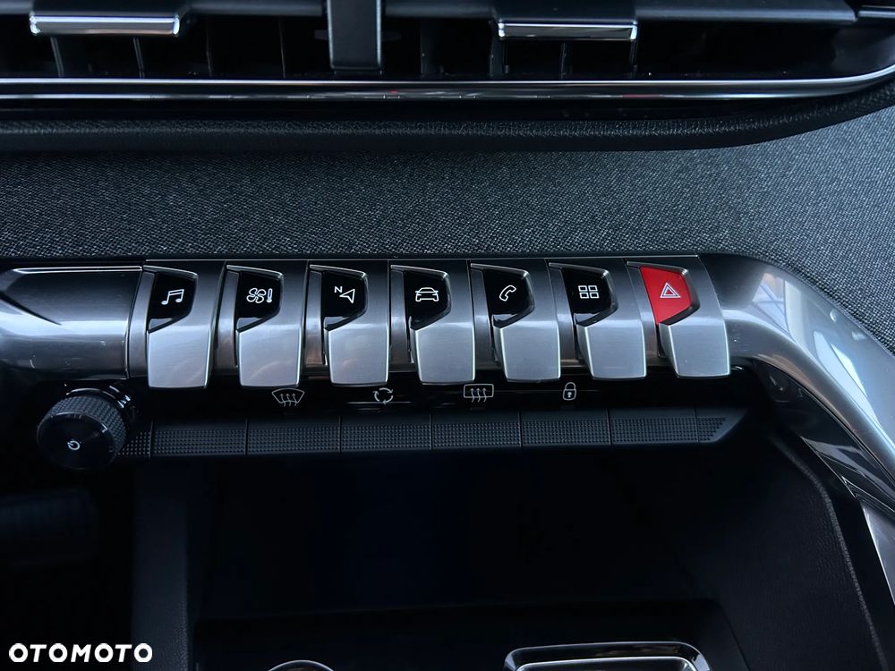 Peugeot 3008 1.5 BlueHDi Allure Pack S&S EAT8 - 30