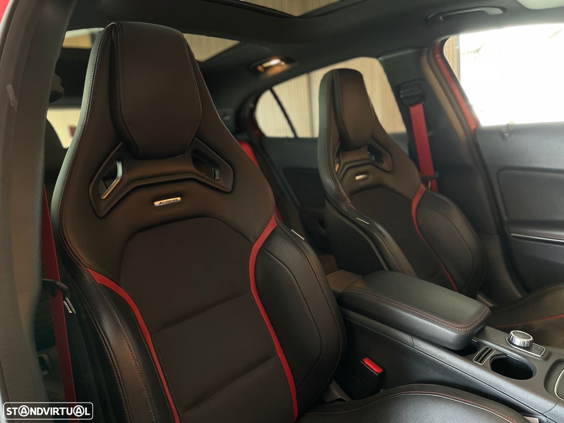 Mercedes-Benz GLA 45 AMG 4-Matic - 11