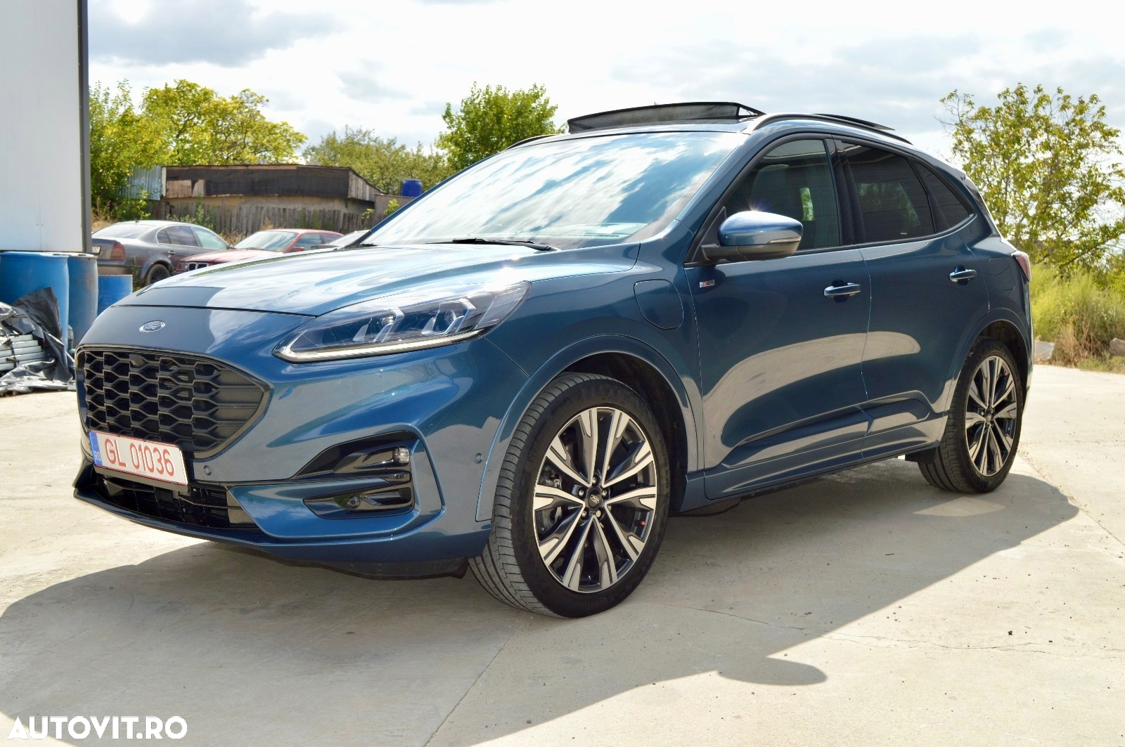 Ford Kuga 2.5 Duratec PHEV ST-LINE X - 3