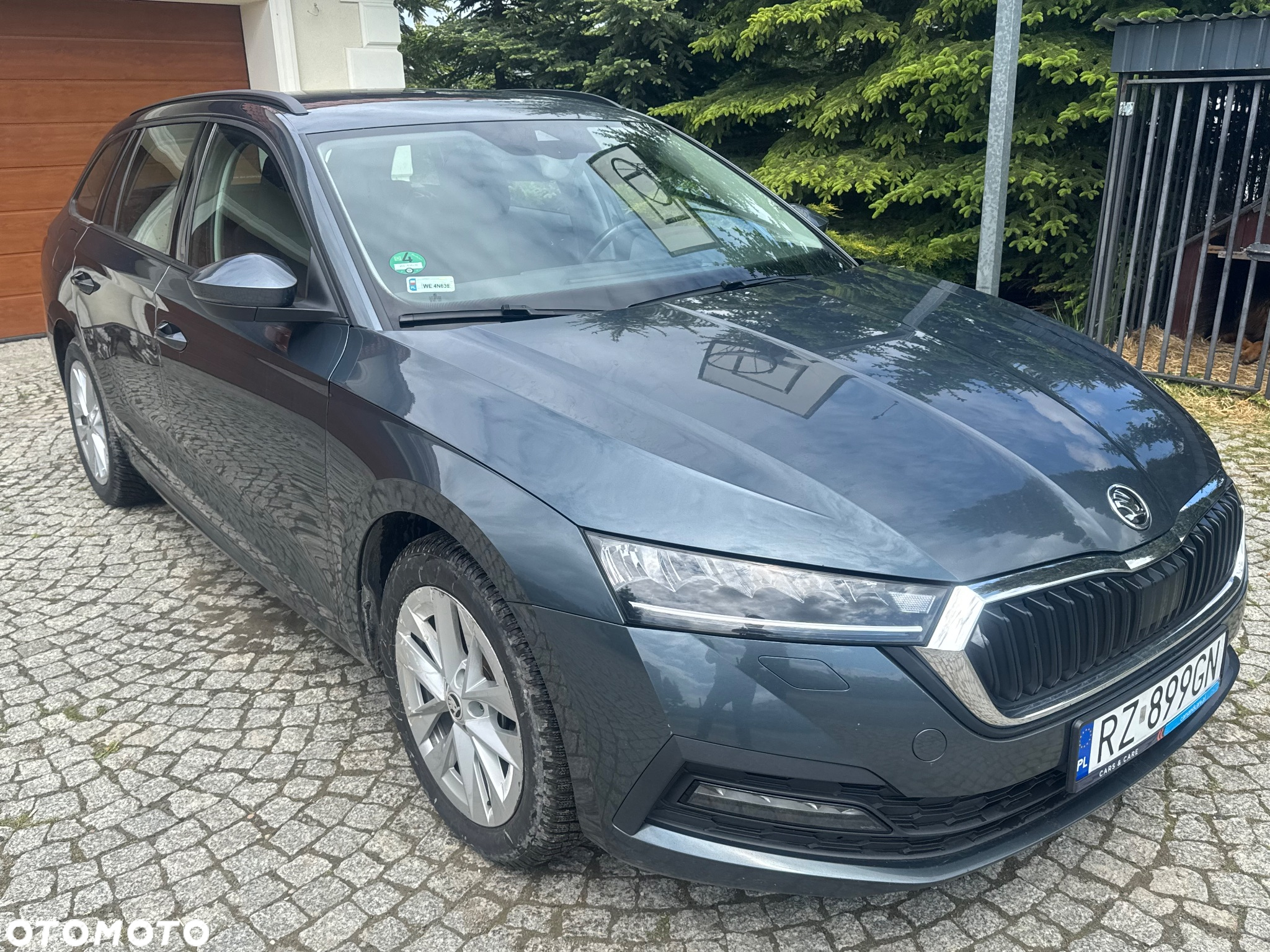 Skoda Octavia 2.0 TDI Style DSG - 3