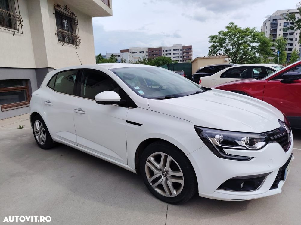 Renault Megane BLUE dCi 115 EDC BUSINESS EDITION - 12