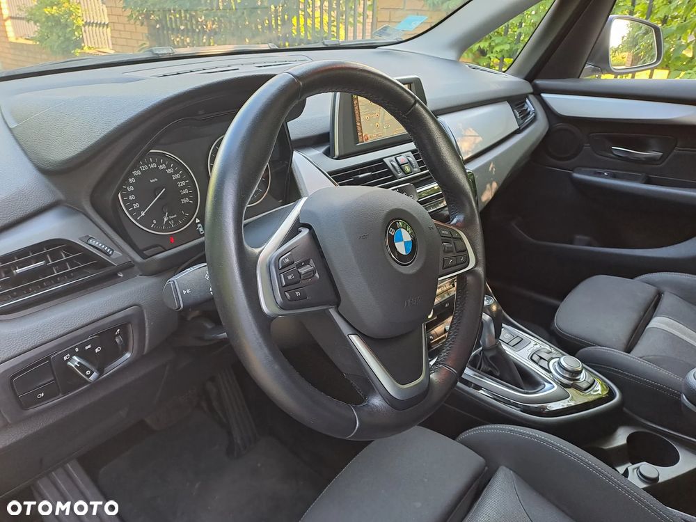 BMW Seria 2 218d Advantage - 15