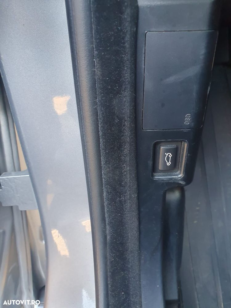 BMW Seria 5 - 25