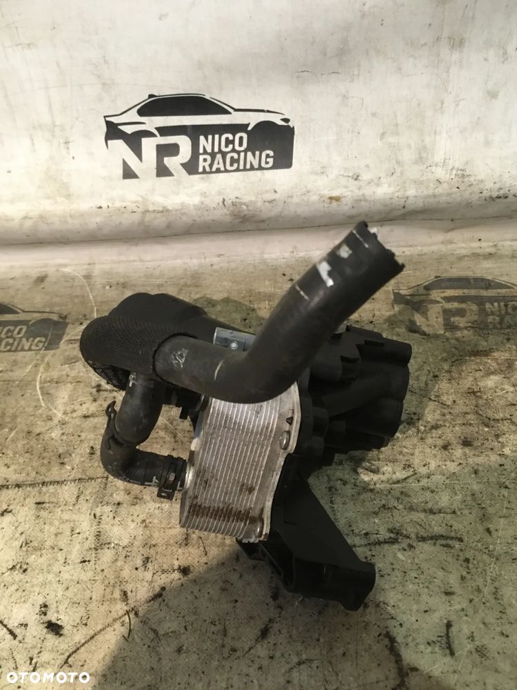 PODSTAWA FILTRU OLEJU CHŁODNICA AUDI 03N117021B