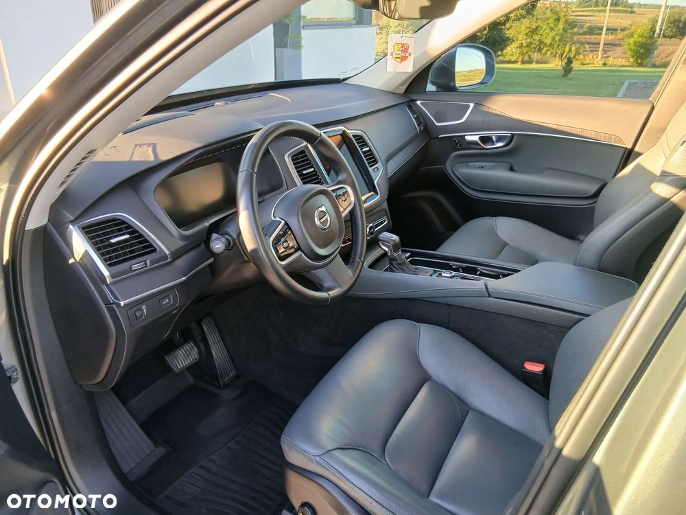 Volvo XC 90 - 27