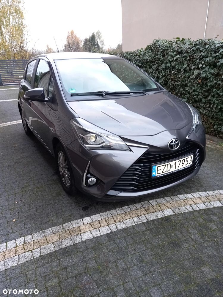 Toyota Yaris 2017 photo 3