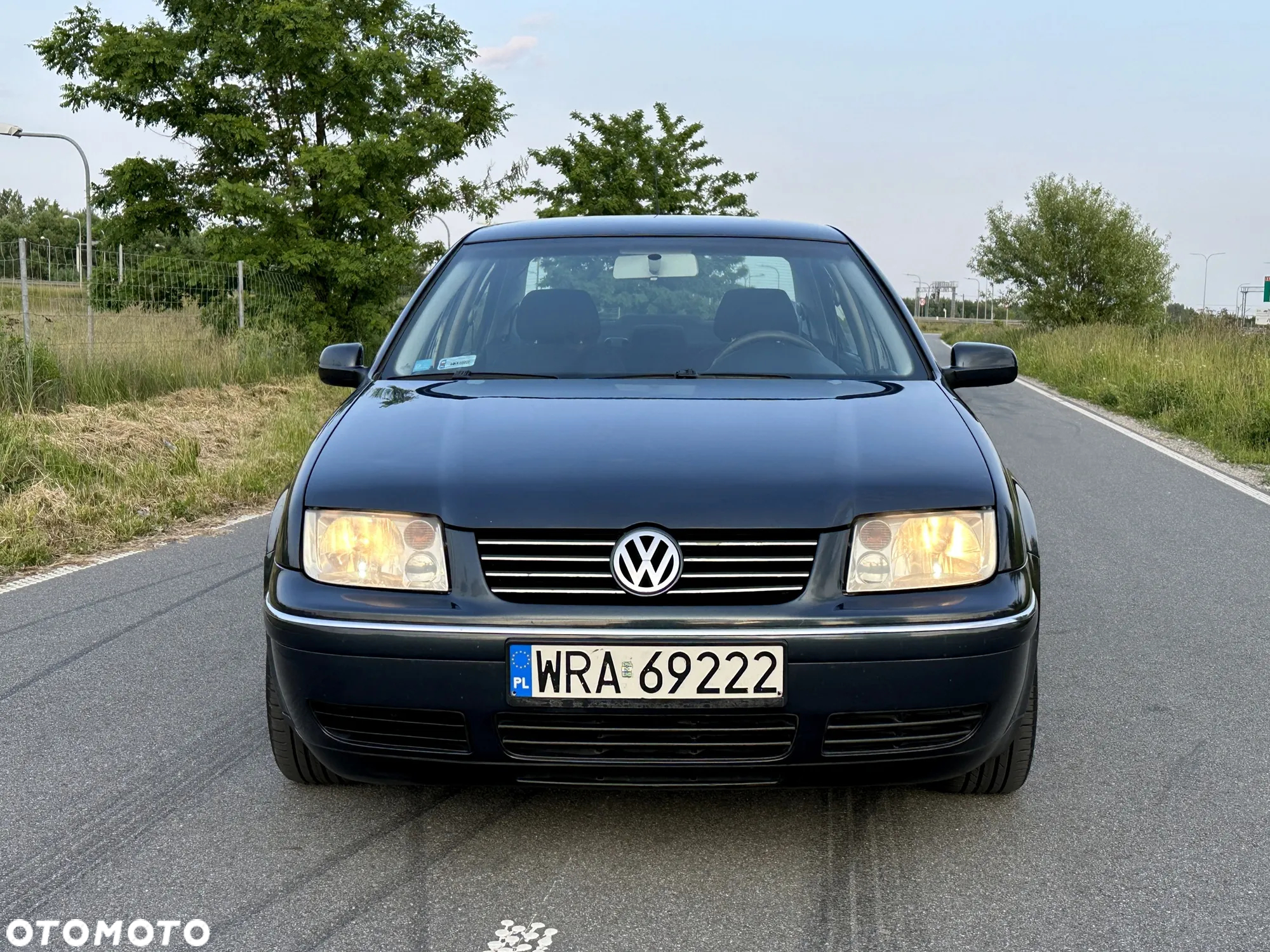 Volkswagen Bora Variant 1.9 TDI Highline - 2