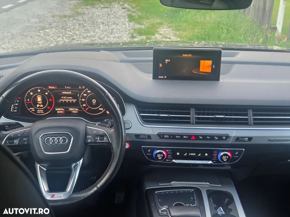 Audi Q7 - 7