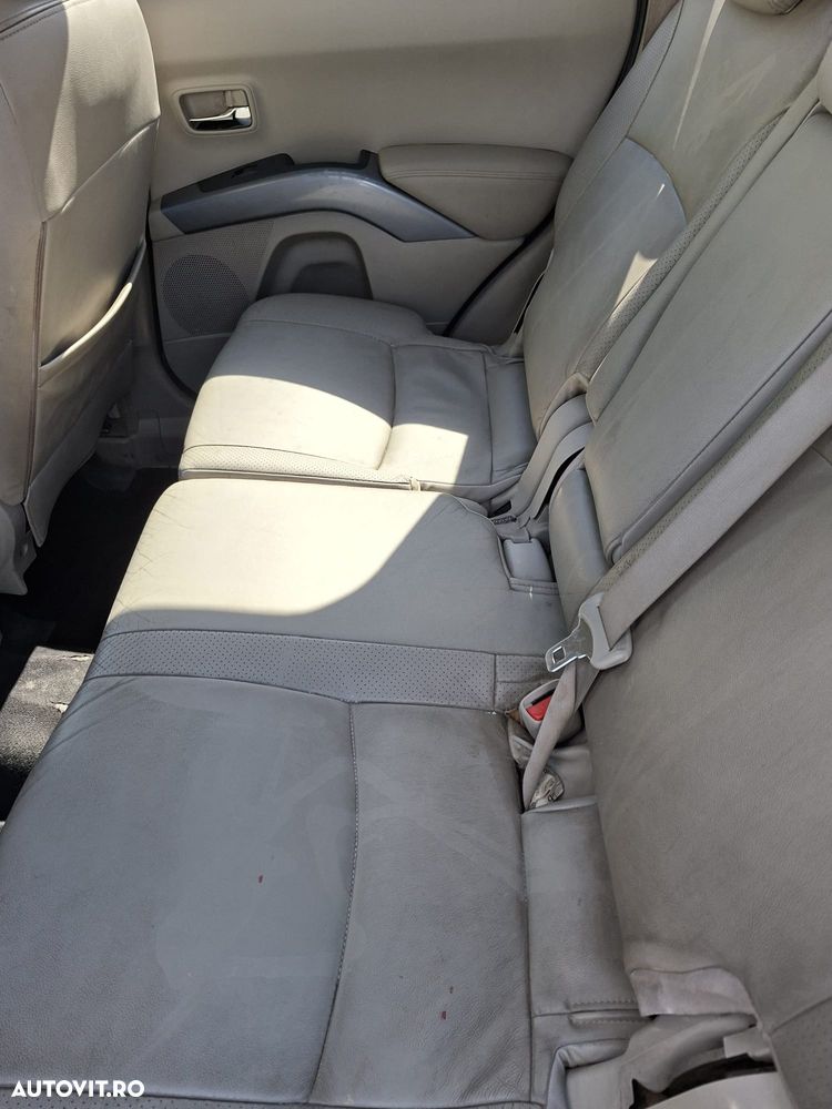 Mitsubishi Outlander 2.0 DI-D Instyle+ - 3