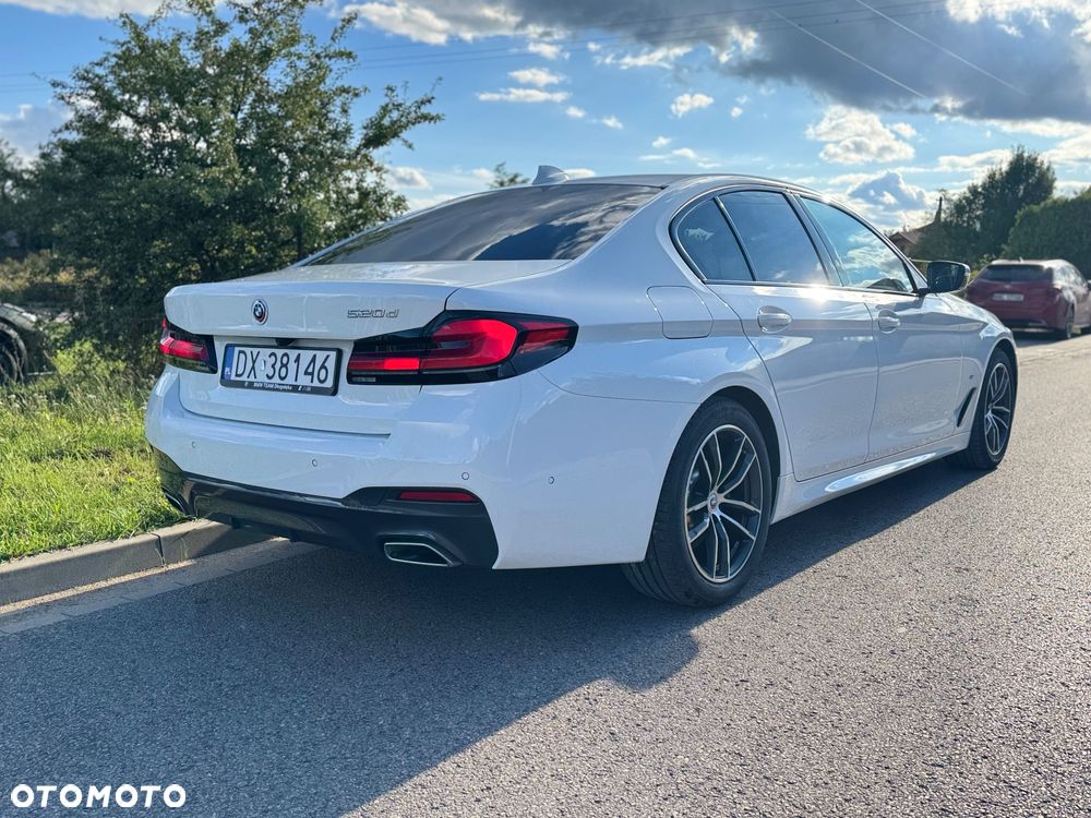 BMW Seria 5 520d xDrive mHEV M Sport sport - 5