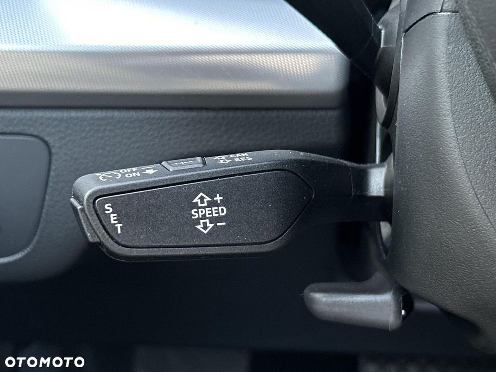 Audi Q5 Sportback - 24