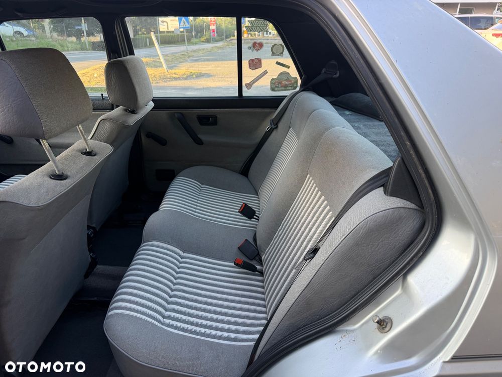 Volkswagen Jetta - 20