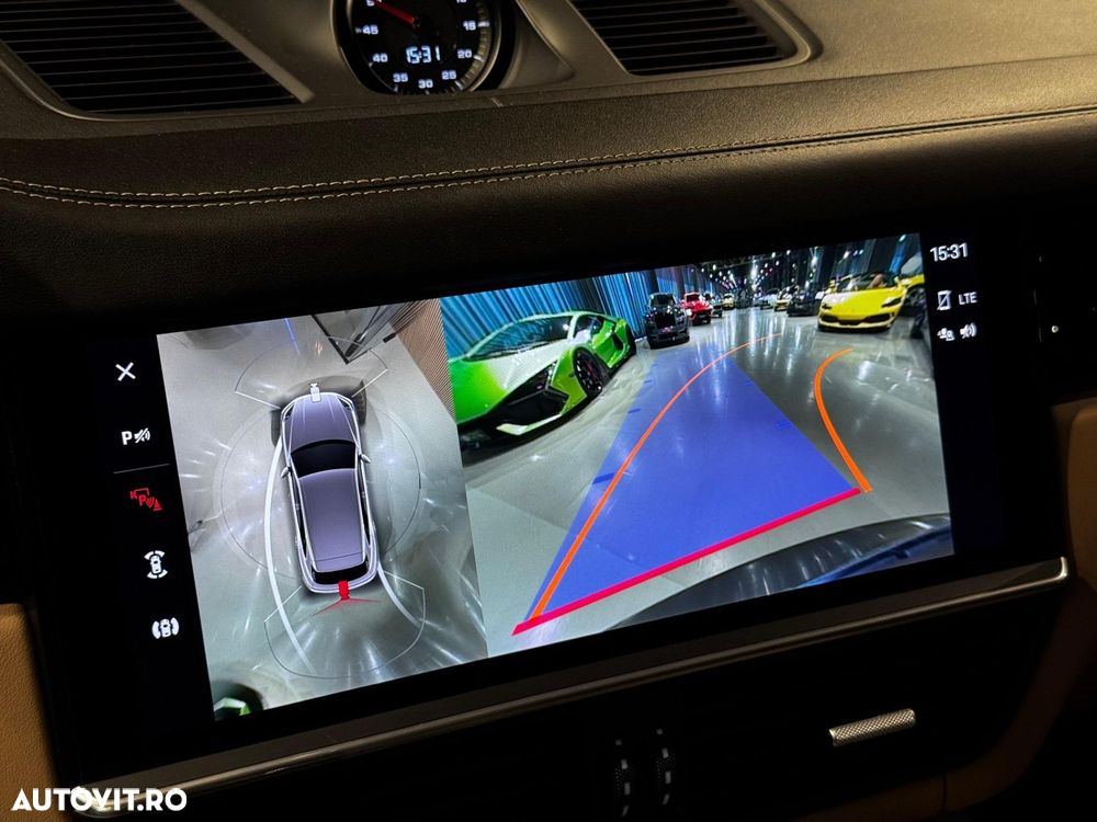 Porsche Cayenne Standard - 33