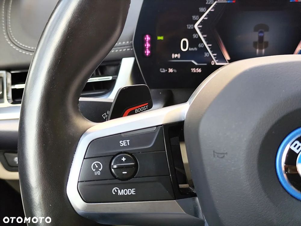 BMW iX1 xDrive30 66.5kWh M Sport - 31