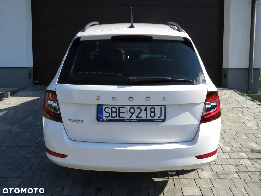 Skoda Fabia 1.0 Ambition Plus - 5