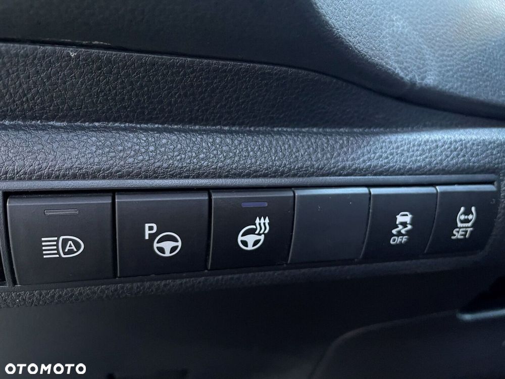 Toyota Corolla 1.8 Hybrid Executive - 13