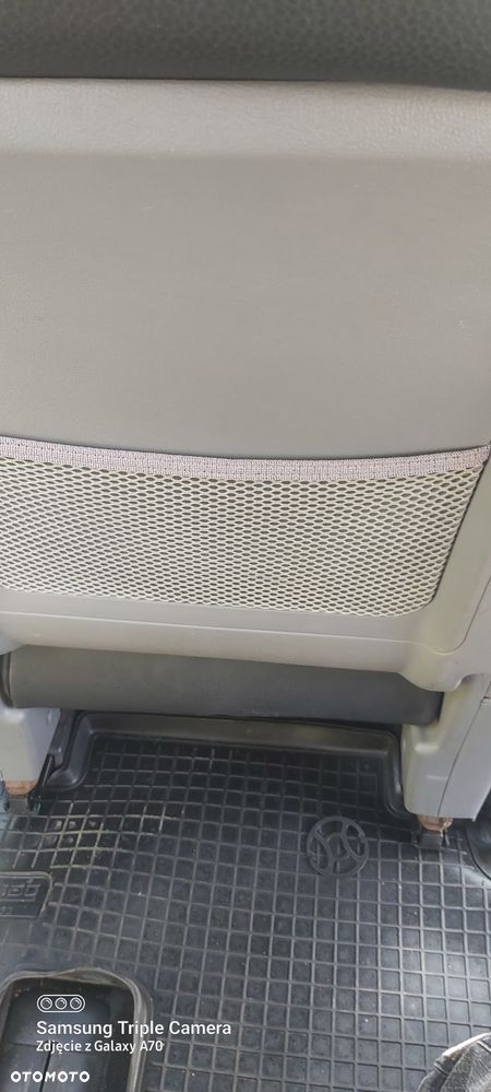 Hyundai H-1 Starex - 27