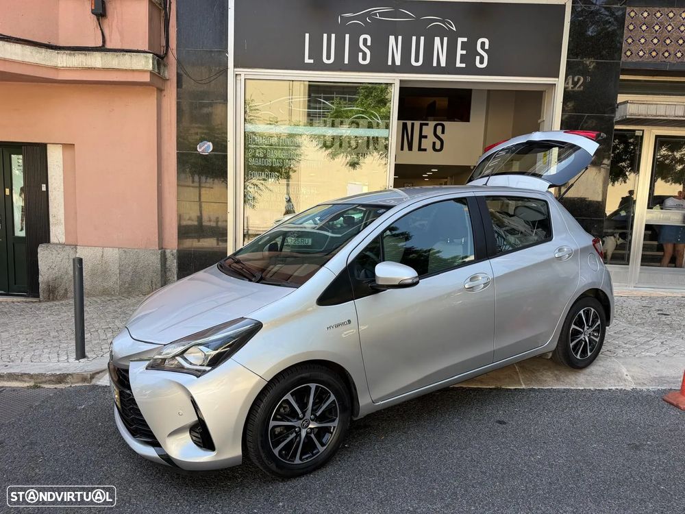 Toyota Yaris 1.5 HSD Comfort +P.Style+P.Techno - 2